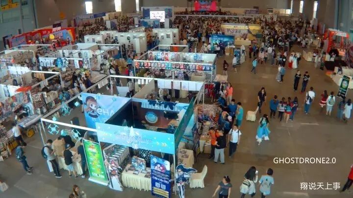 動漫節(jié)無人機實力搶鏡，漫友們都hold不住了