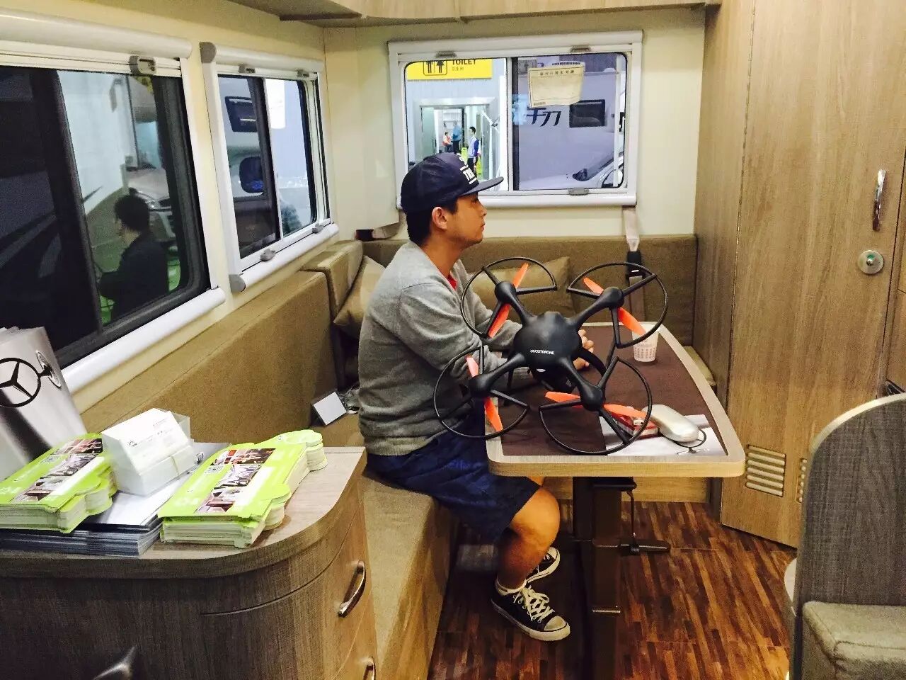 到底何方“妖孽"? | 成都車展狂風四起-航拍無人機