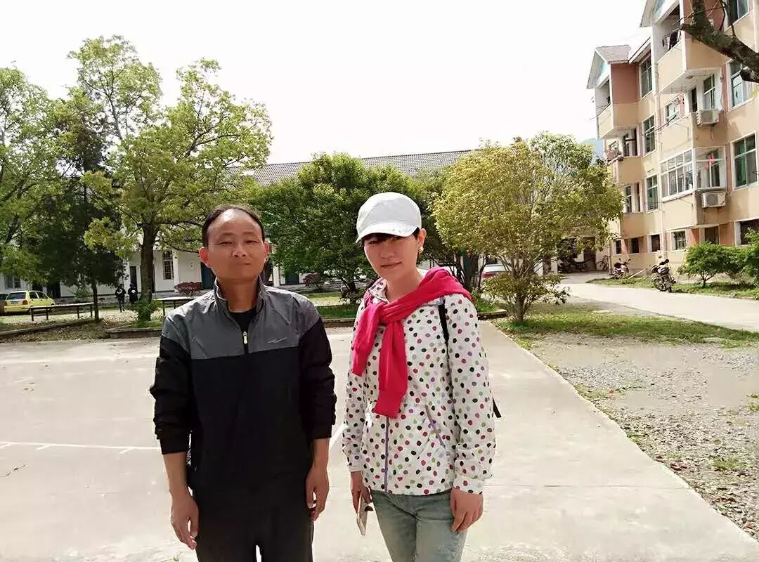 胥午梅与朱广权_胥午梅长得年轻_胥午梅