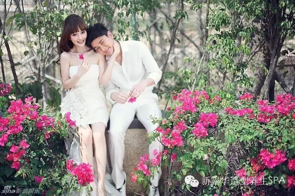 贾乃亮的美瞳线二次补色,又黑又亮!