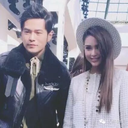 周杰伦与昆凌婚后首次公开亮相 紧牵妻子气氛甜蜜