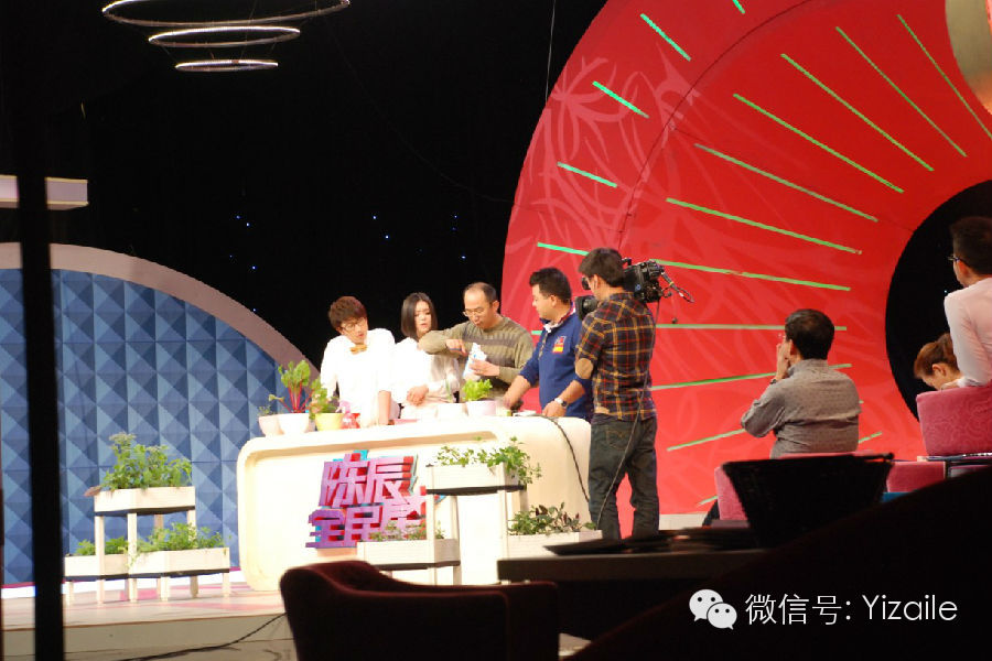 乐叔做客上海电视台“陈辰全民星”，教大家在家种菜