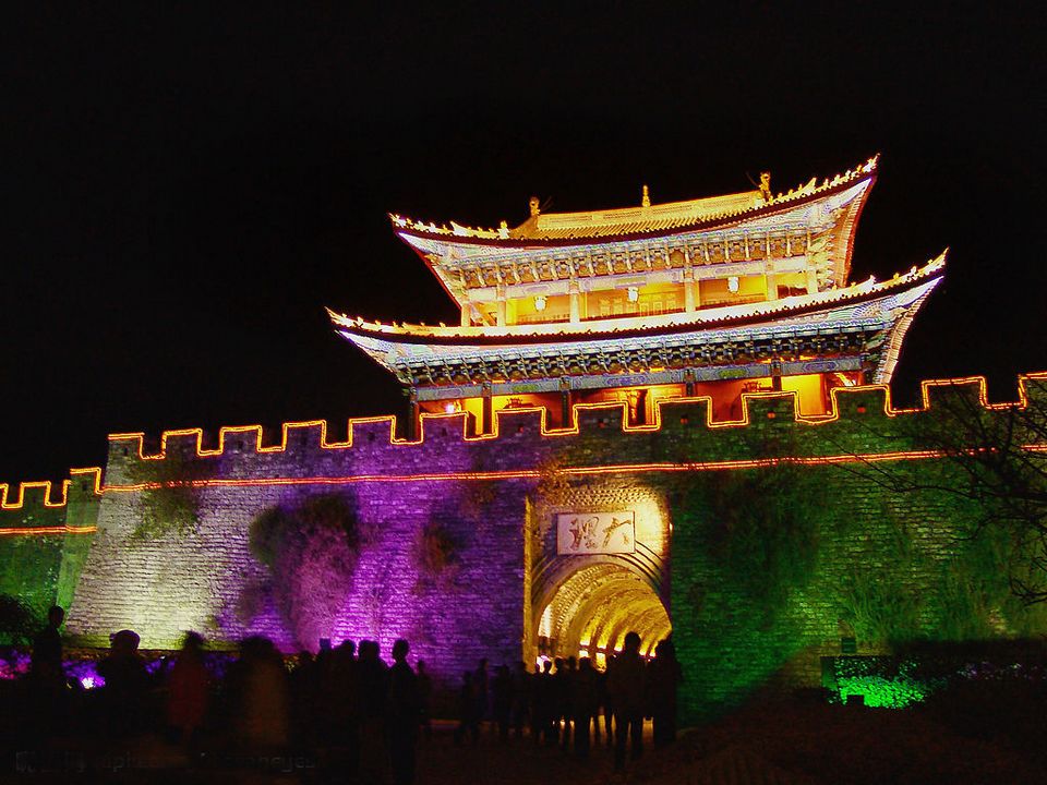 回眸的一瞬间，明白了爱情。197 / 作者:碧澄匀 / 帖子ID:116043