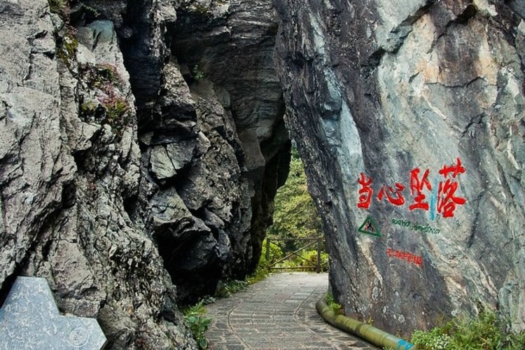 回眸的一瞬间，明白了爱情。724 / 作者:碧澄匀 / 帖子ID:116043