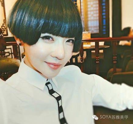 高晓松前妻参加刘涛生日 同框卖萌颜值高