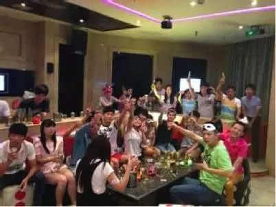 准哭了！学霸的暑假VS学渣的暑假