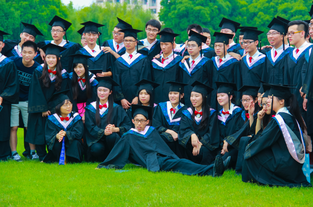 毕业· 关院 · 不再见-上海海关学院学生会公众号