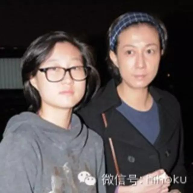 吴绮莉曾被母亲菜刀威逼找成龙