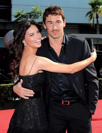 这是你们等了一年的维密天使,据说生了二胎可以上维密-怀孕期