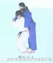 柔道联络方法图解教学(二):双手背负投