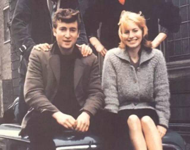 约翰·列侬与第一任妻子辛西娅的往事