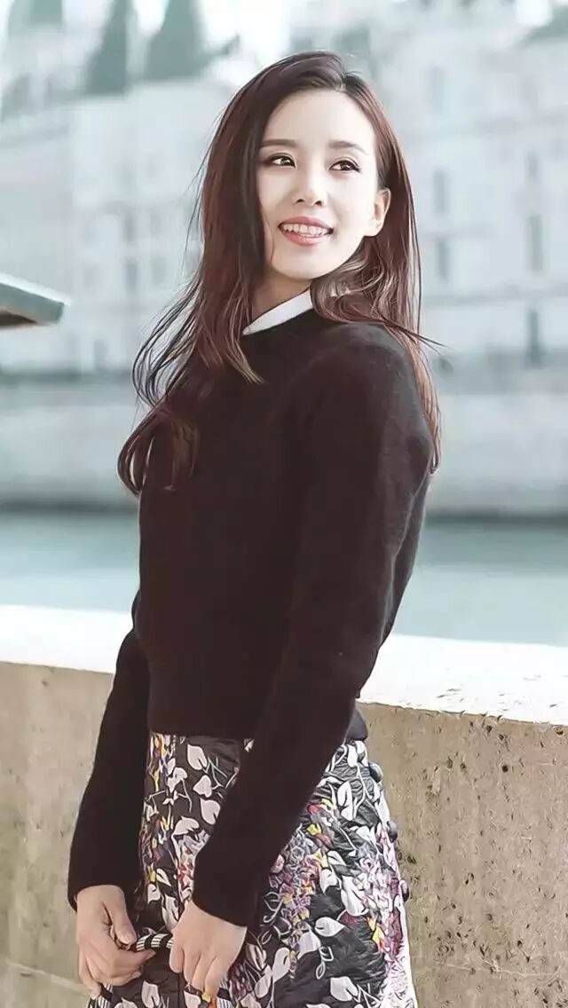 ❀ 怪不得刘诗诗是气质女神,长得漂亮还超级会穿衣!