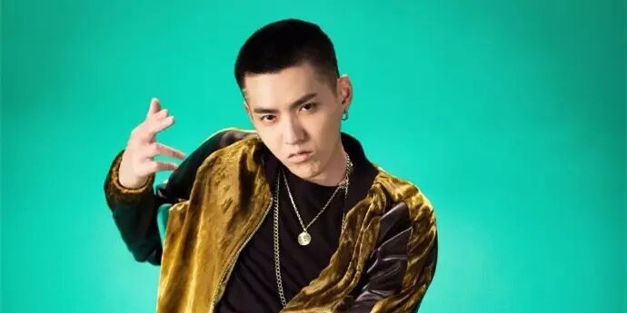 吴亦凡首任超女代言人!My Radio河南直通区的妹纸们和他...