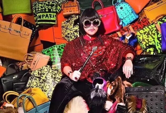 王思聪领衔4大富二代网红boy,是这样晒朋友圈的