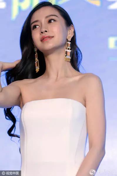 黄晓明baby合体捞金 甜蜜对视狂虐狗