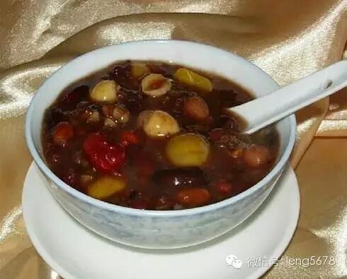 红糖一直被认为是补血佳品，其实红糖的功效不仅如此！