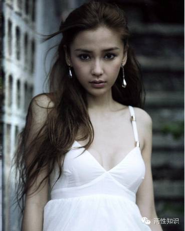 两性知识:12星座男痴情排名-怀孕期