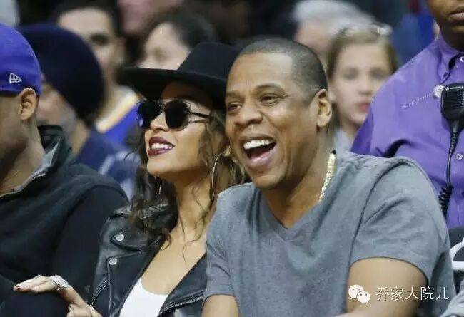 Jay-Z 上脚 Yeezy 350 Boost “Pirate Black＂