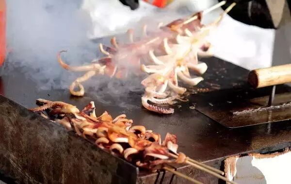 恐怖！原来街边烤鱿鱼是用这个泡出来的...|“垃圾食品”的解药，吃货们必须知道！ ...554 / 作者:花开似花落、 / 帖子ID:113650