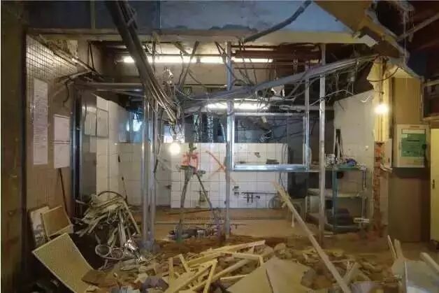 Excuse me,这是比无印良品还性冷淡的吉野家？