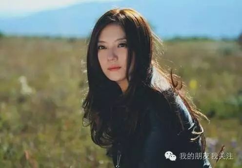 赵薇给粉丝女儿取这样的名字 是因为赵薇万惠的过节吗?