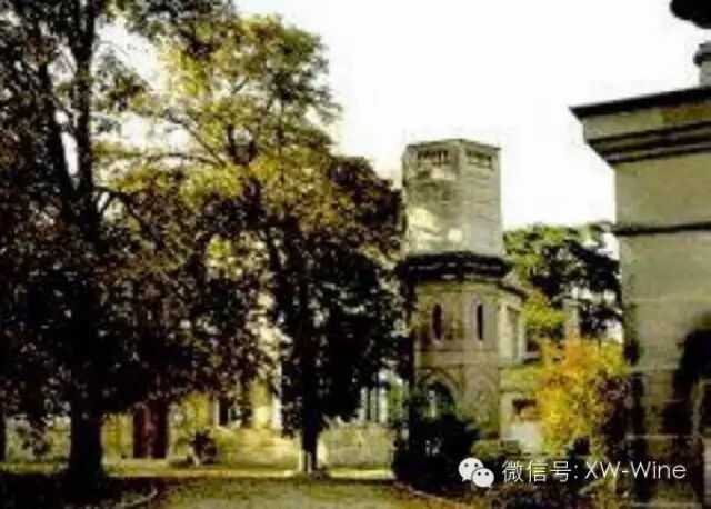 拉图奥比良庄园 Chateau La Tour Haut-Brion