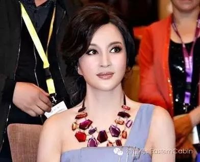 刘晓庆和于文红告诉我们:投资什么都不如投资自己强