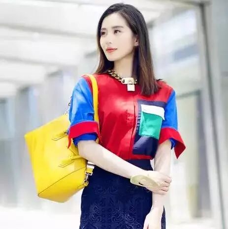 刘诗诗结婚后穿衣更漂亮了,最爱穿这件衣服!