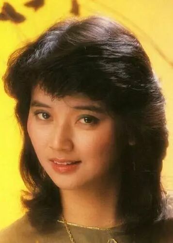 卿本佳人—胡慧中