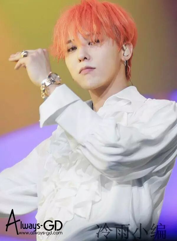 权志龙向VIP倾诉真心话:感谢大家一直陪伴在我们身边