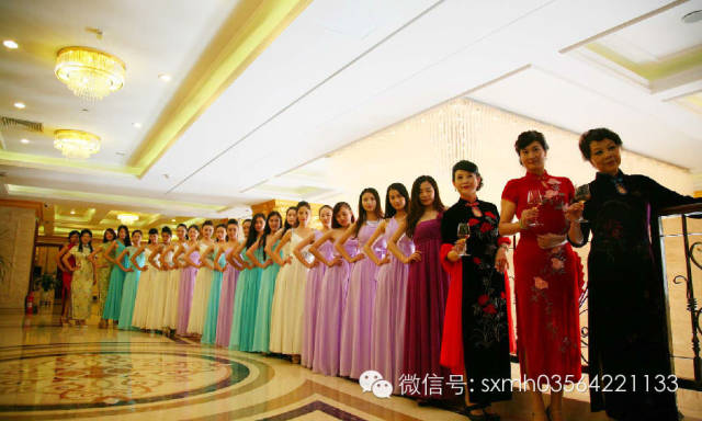 2014MRS.GLOBE環(huán)球夫人、世界時(shí)尚小姐齊聚蟒河
