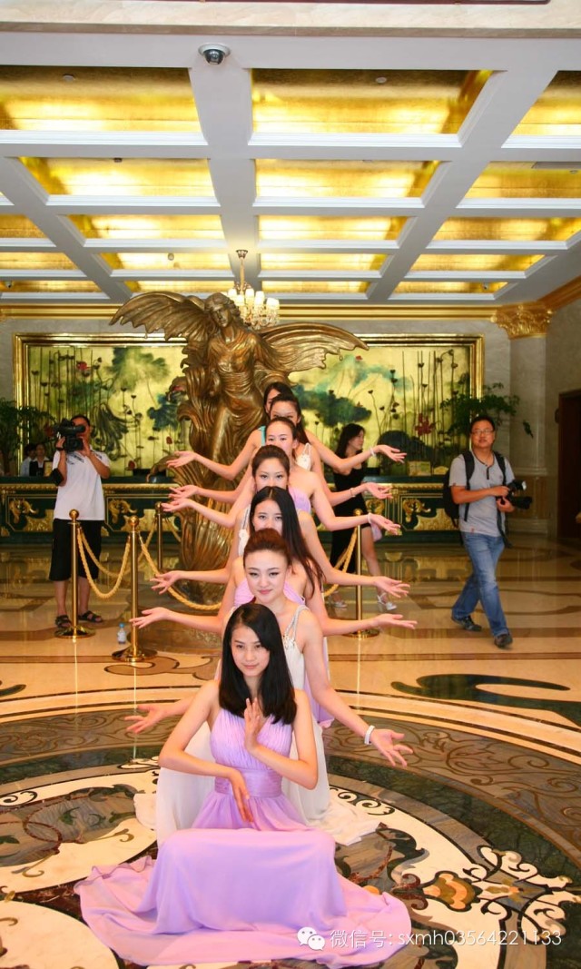 2014MRS.GLOBE環(huán)球夫人、世界時(shí)尚小姐齊聚蟒河