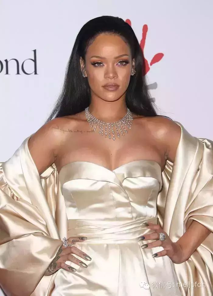 Rihanna临时取消格莱美演出