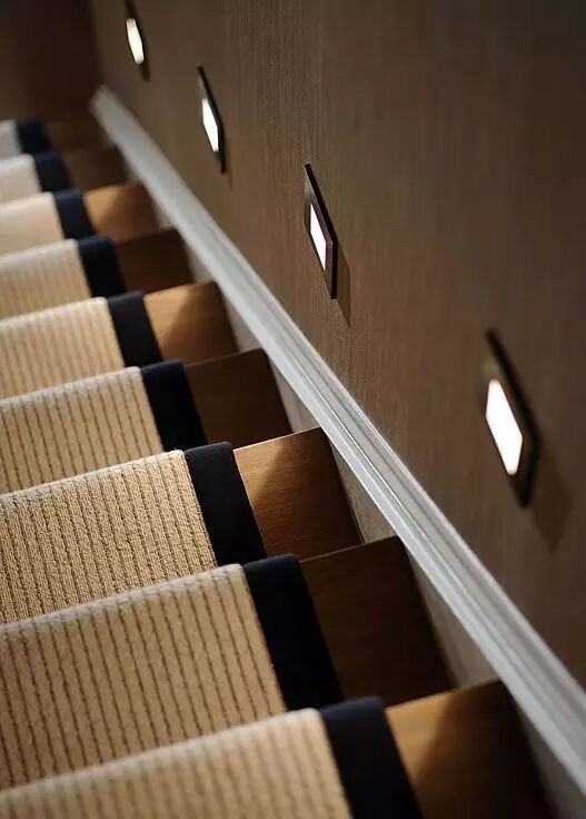 案例丨楼梯照明，细微之处方显灯光之美