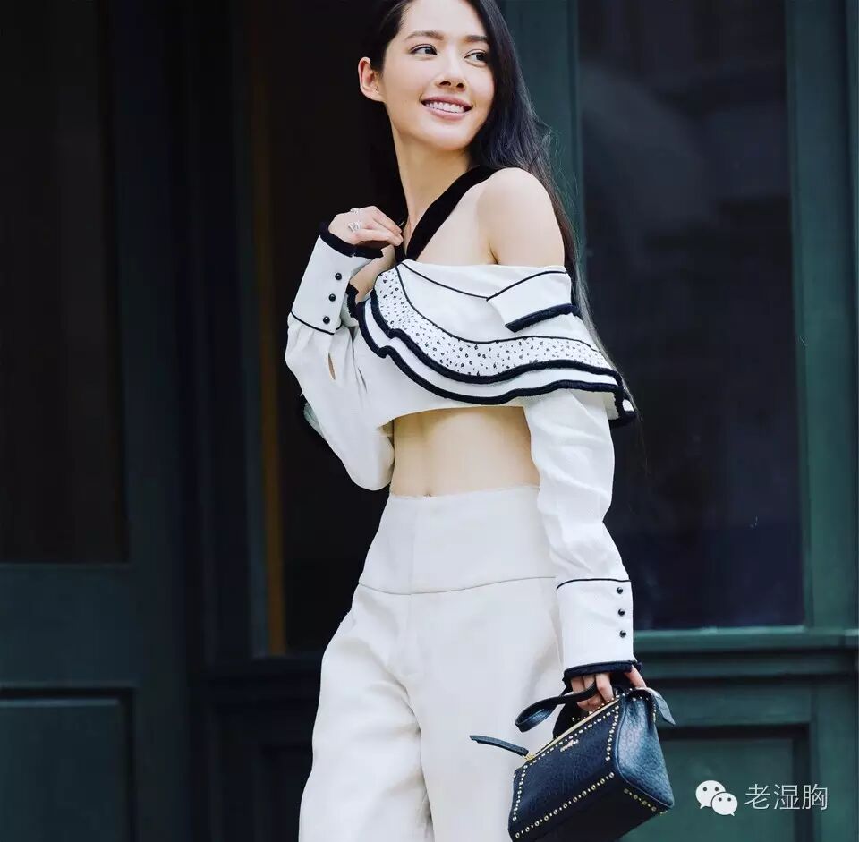郭碧婷完美身材实力抢镜街拍曝光