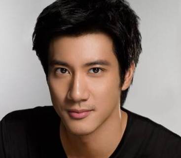 网友骂王力宏没文化 美国枪击暴力事件该如何看待