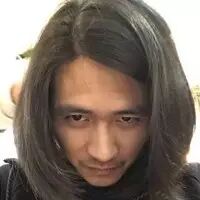 没想到你是这样的韩寒  说好的文坛谢霆锋,非要当自拍届...