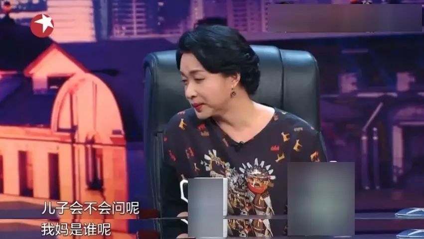 而昨晚《金星秀》上,金星也问了陈坤:儿子会不会问呢?我妈是谁?