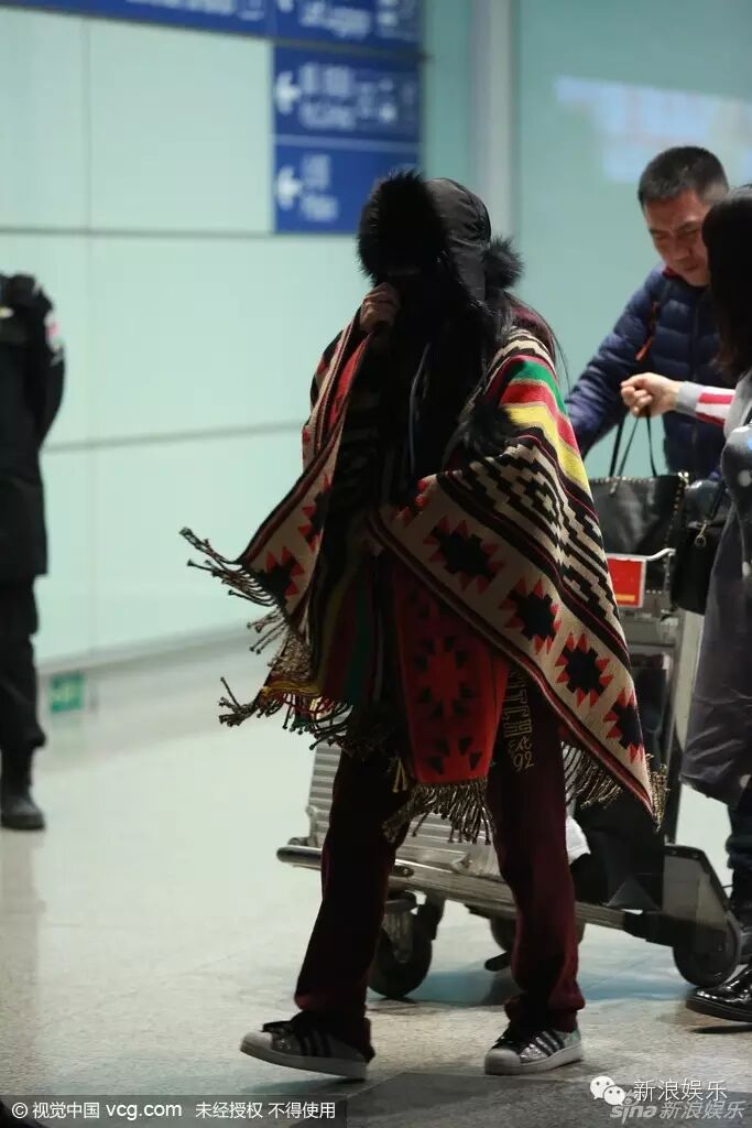 赵薇发感慨被离婚,胡彦斌删博被分手,谢娜出国被怀孕,拿什么拯救网友的脑洞-怀孕期