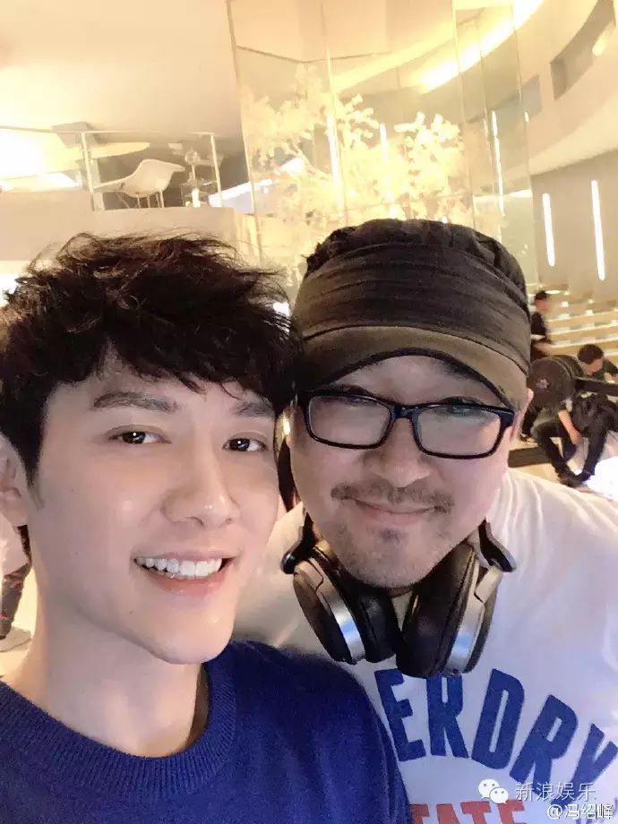 冯绍峰真成蛇精脸了！？瘦到脸上都没肉了(图)