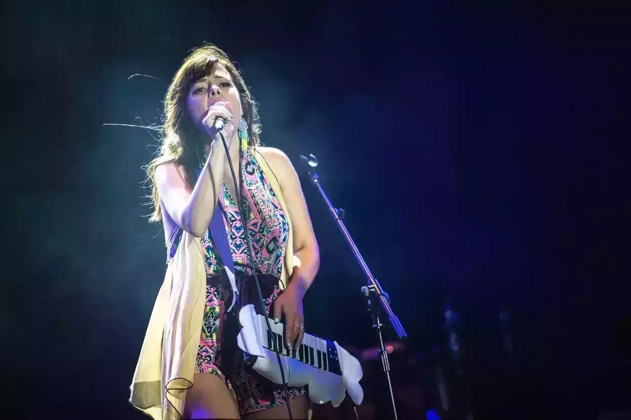 Lenka携新作2015中国首演 沁爽风潮点亮东海舞台