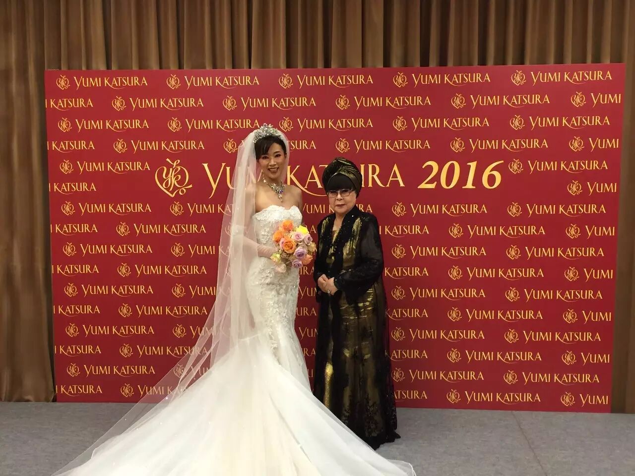 桂由美新春婚纱发布会 华人频道