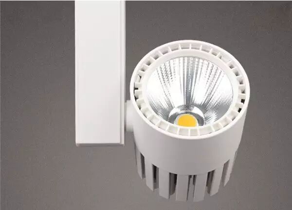 有创意更有卖点｜雷士、三雄极光、国星、品上发新品！