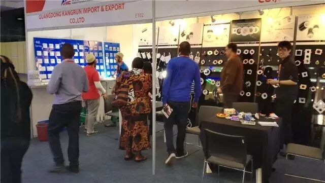 有图有真相｜非洲照明市场有多大？看过来……