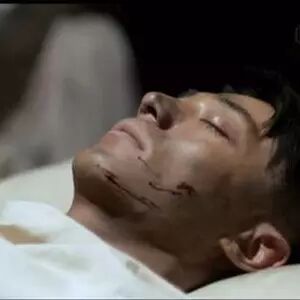 【蜀黍八卦】“霍建华在拍戏中,被打飞!危在旦夕...”急...