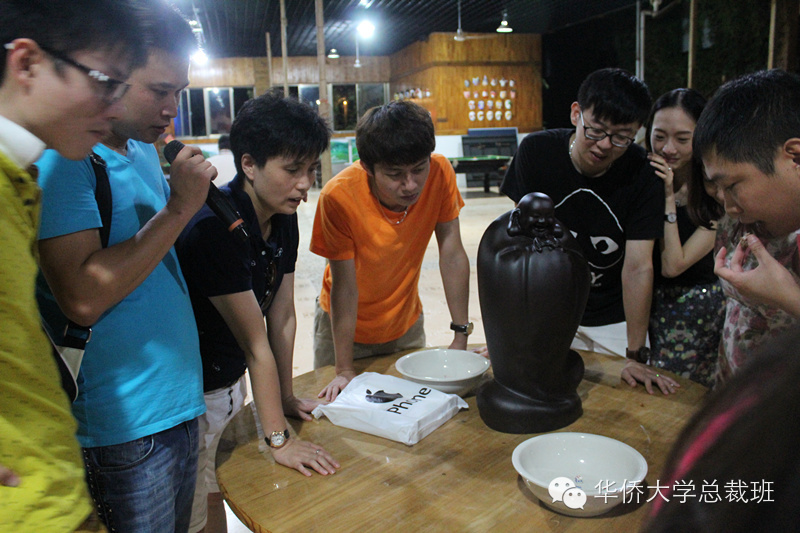 【泉州企业理培抓住夏天的尾巴—华大8珸区同学会活动