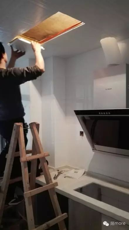 車(chē)內鋪木地板要多少錢(qián)_臥室地板橫鋪還是豎鋪_地板橫著(zhù)鋪還是豎著(zhù)鋪