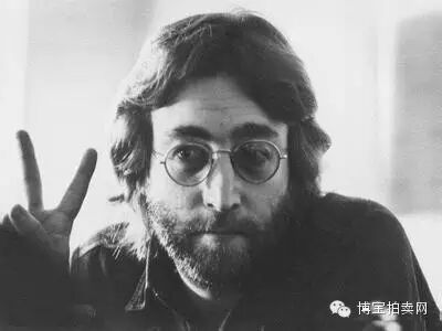 约翰·列侬一缕头发拍卖,22.8万成交