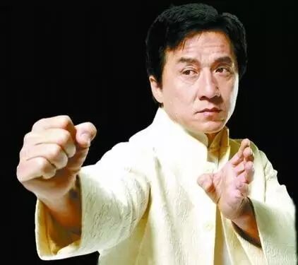 珍贵视频 成龙在国外展示真功夫!
