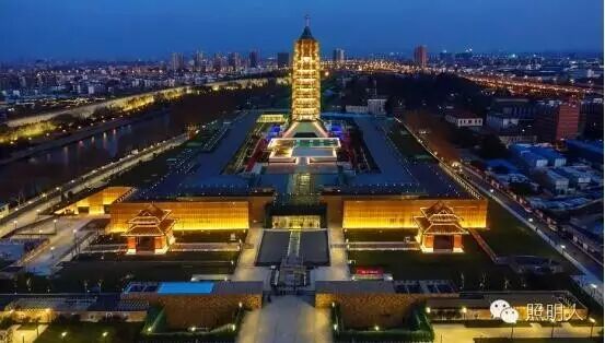 【乐雷光电】南京金陵大报恩寺遗址公园白天流光塔影夜间琉璃溢彩